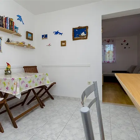 Nevenka Trogir