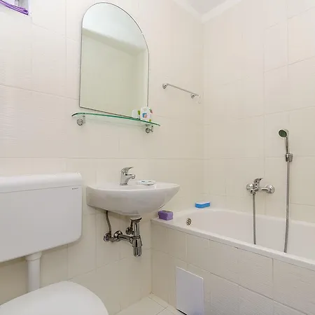 Nevenka Daire Trogir